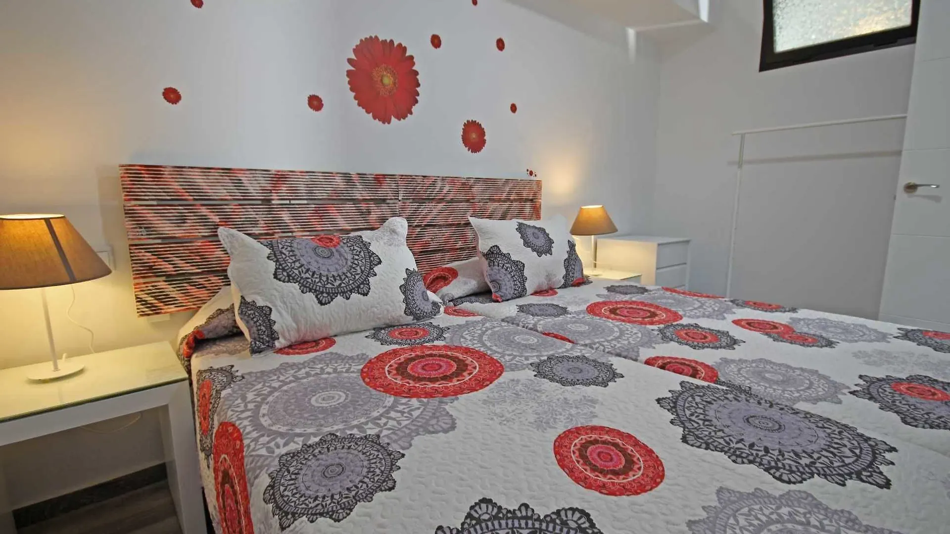 Villa Virginia GrupalΜάλαγα 0*, Μάλαγα